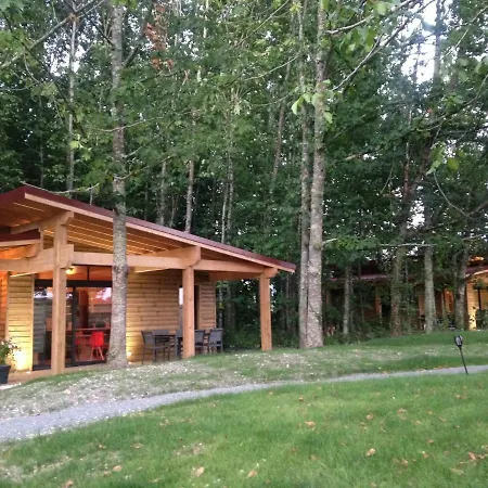 Les Chalets De L'etang Chalet Chene * Meux