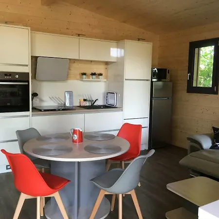 Les Chalets De L'etang Chalet Chene *